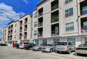 Photo of Exterior Building showing Parking in front of building